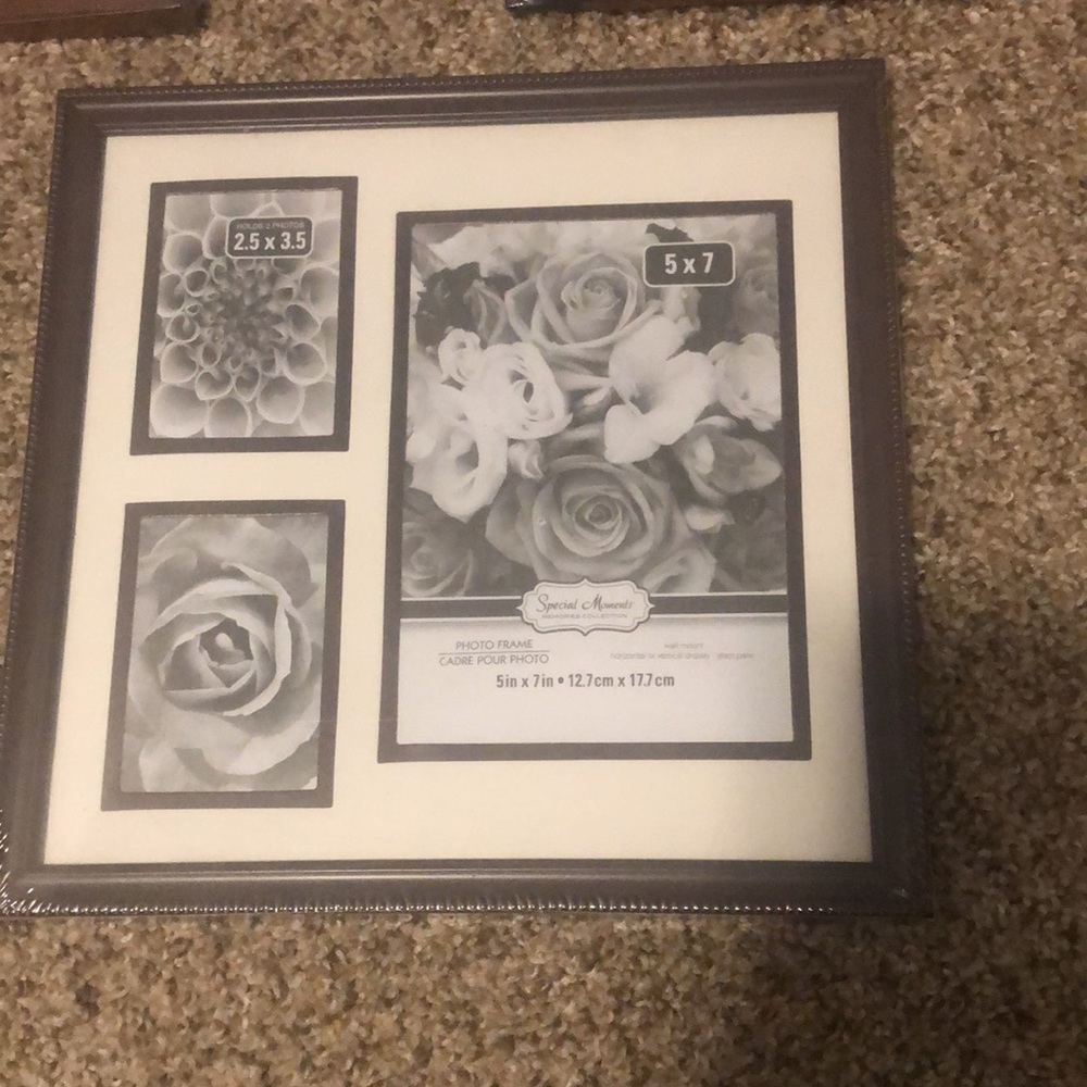 Two collection photo frames - Picture 2 of 5